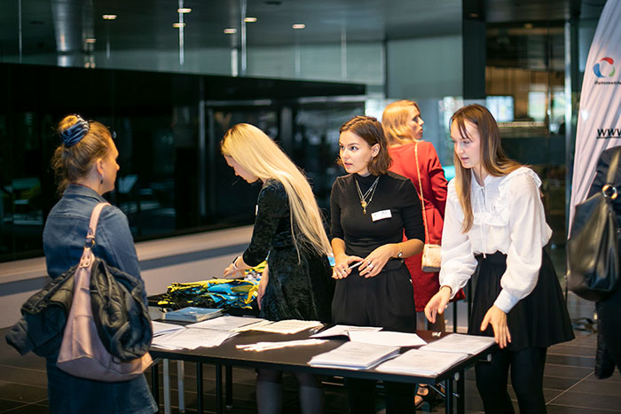 OHI UPDATE 2021 – Gelungene österreichische Messe und Fortbildung