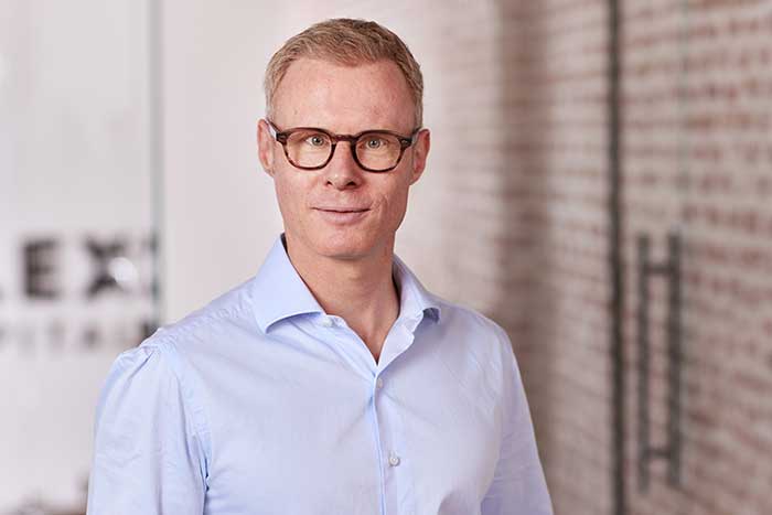 Dr. Toni Schmidt, CEO der EVEX-Gruppe, sieht unter anderem die Synergien in der Entwicklung