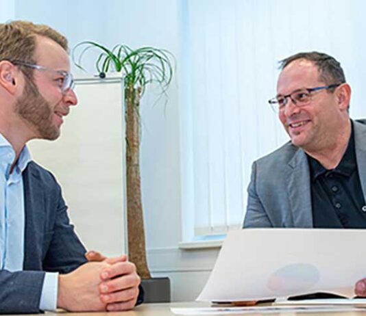 OPTICON stärkt Position in der Hörakustik